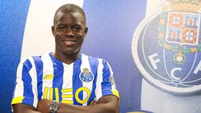 Malang Sarr oficializado como reforço do FC Porto