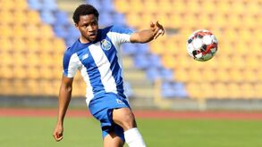 Musa Yahaya é reforço para o lado direito da defesa do Vizela