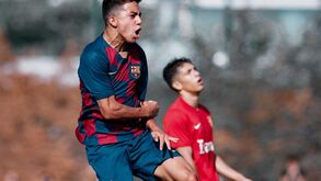 Há (mais) um 'novo Messi' em Camp Nou: Ilias Akhomach começa a dar que falar