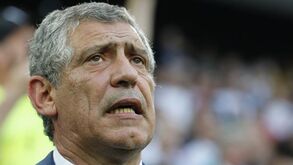 Fernando Santos: «Com cinco mil adeptos já vamos ouvir mais o hino»