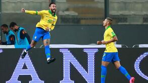 Neymar supera Ronaldo: «Todo o meu respeito por ti, Fenómeno»