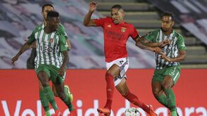 Gilberto e Diogo Gonçalves testados até janeiro
