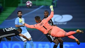 Guardiola e a queda na Champions em agosto: «Ainda me sinto tão responsável...»