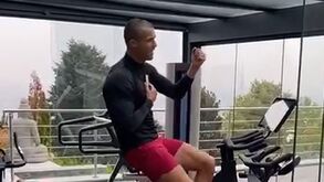 Cristiano Ronaldo mostra como treina e deixa mensagem motivacional