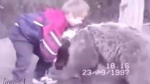 Khabib regressa aos combates após morte do pai e treinador: «Tenho saudades tuas»