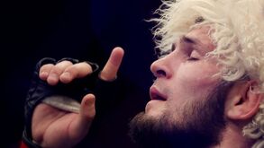 Um momento para a história: este pode ter sido o último triunfo de Khabib no UFC