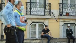 Há casos em que basta palavra de honra para sair do concelho e ir trabalhar 