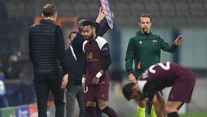 Neymar saiu com queixas na coxa esquerda e foi logo para o balneário 