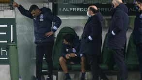 Vítor Bruno após a derrota em Paços de Ferreira: «É preciso dar ao chinelo»