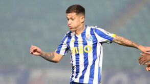 Os jogadores do FC Porto um a um: a pregar no deserto