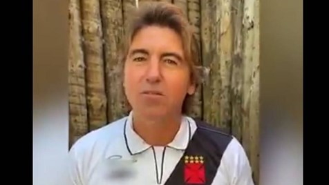 Sá Pinto wears Romário's shirt in the first message as coach of Vasco da Gama