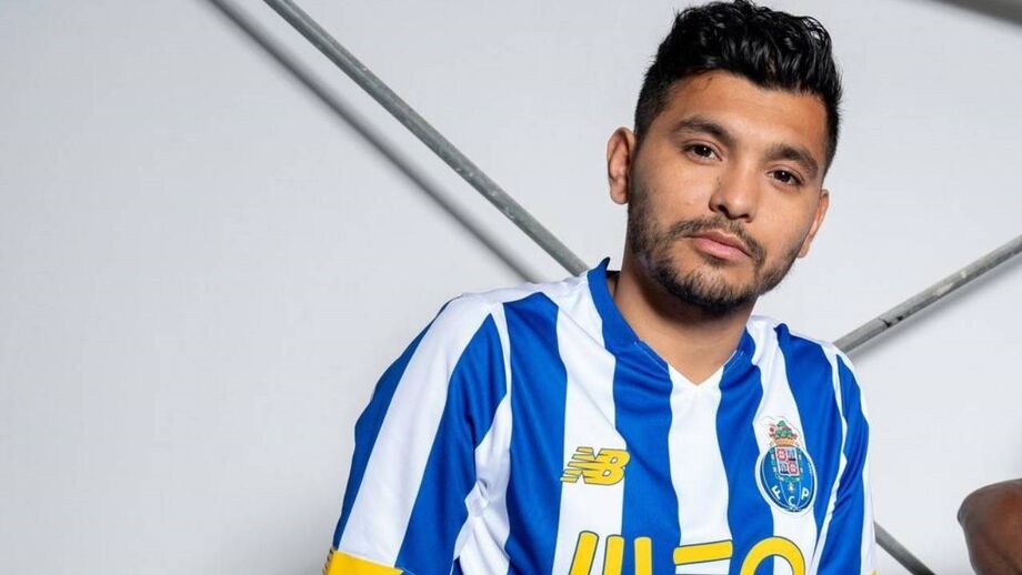 Jesús Corona e Alejandro Gómez convocados para particulares do México