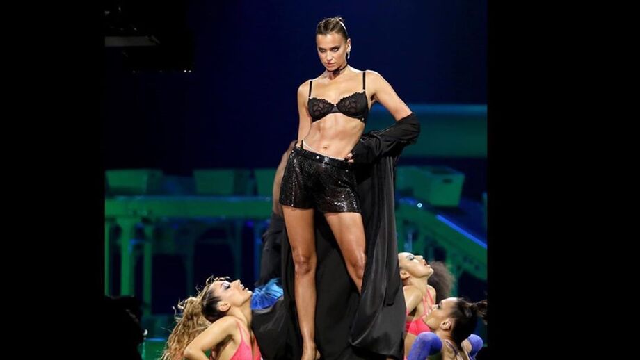 Irina Shayk deslumbrante