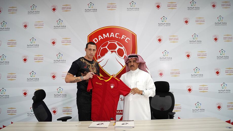 Damac oficializa chegada de Cristian Lema