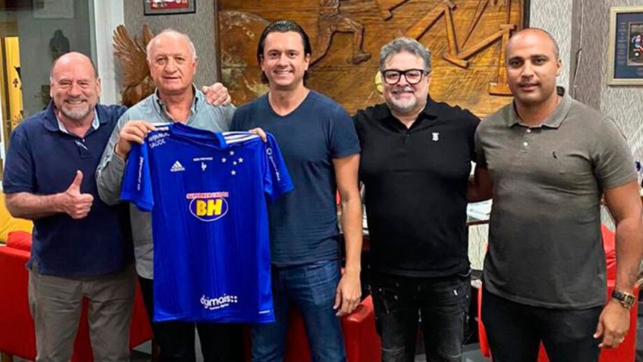 Luiz Felipe Scolari oficializado no Cruzeiro