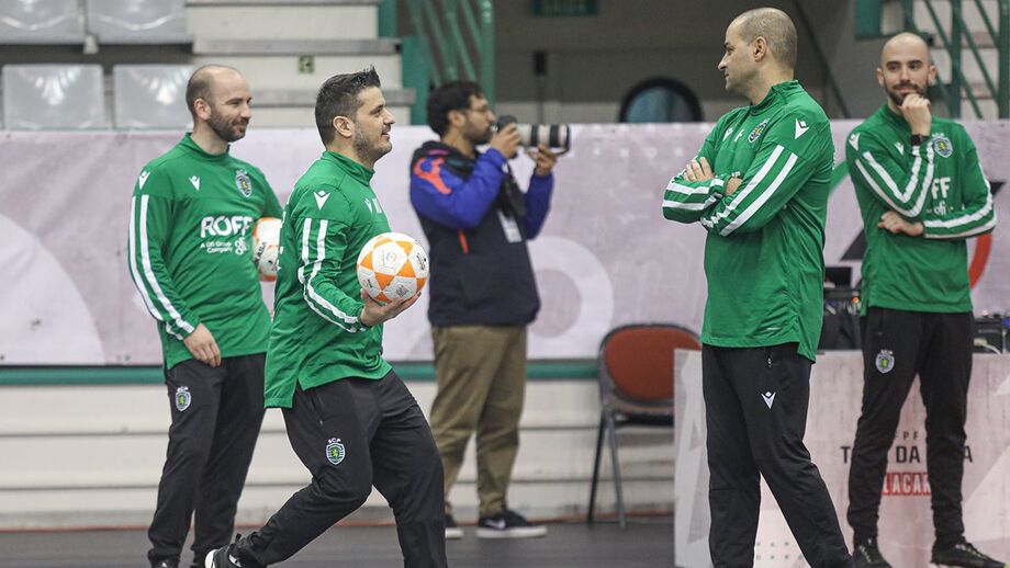 Paulo Luís exige melhorias na frente do Sporting