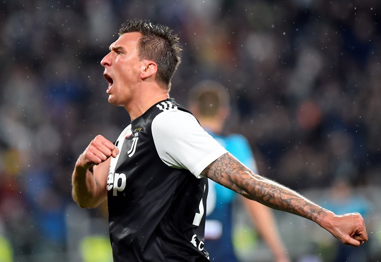 Mario Mandzukic (delantero, 34 años), último club: Al-Duhail SC