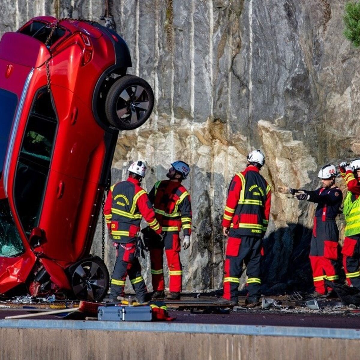 Clio do Aço'': Renault que desceu escadaria da Universidade de