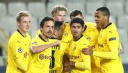 13.º - Borussia Dortmund (76.000 pontos)
