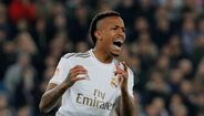 Defesa-central: Militão (Brasil) - Equipa: Real Madrid (Espanha); Valor: 40M€