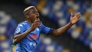86. Victor Osimhen (Napoles), 40,3 M€ de valor atual (+ 10 M€ / +33,3%)