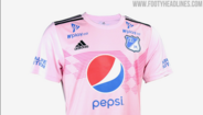 44 - Millonarios (camisola alternativa)