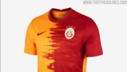 32 - Galatasaray (camisola principal)