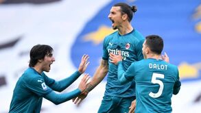 O acrobático golo de Ibrahimovic que deu vitória ao AC Milan frente à Udinese