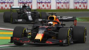 Max Verstappen é agressivo dentro e fora das pistas: «Um dia ainda mata alguém»