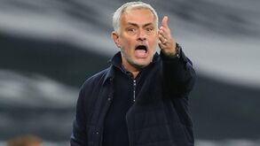 Mourinho defende Harry Kane: «Falem dos penáltis do Liverpool, do Man. City ou do Man. United»