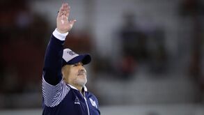 Médico de Maradona assume 