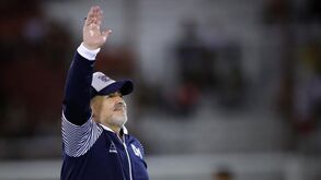 Coordenador dos enfermeiros descarta responsabilidades na morte de Maradona
