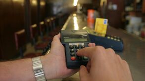 Problema informático tirou milhares de euros das contas dos comerciantes