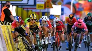 Dylan Groenewegen suspenso nove meses por provocar queda de Fabio Jakobsen