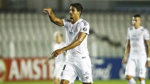 Santos confirma propostas e decide transferência de Lucas Veríssimo na terça-feira
