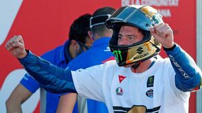 Joan Mir campeão do Mundo com o mesmo número de vitórias de Miguel Oliveira
