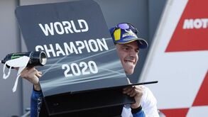 Joan Mir, o campeão inesperado que fez aquilo que nem Rossi ou Márquez alcançaram