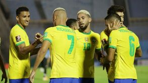 Brasil de Everton bate Uruguai de Darwin e mantém pleno na qualificação sul-americana para o Mundial