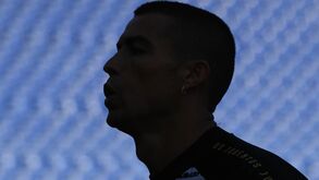 A idade não passa por eles: estes craques com mais de 34 anos anos ainda valem milhões