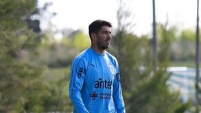 Suárez com segundo teste positivo à Covid-19 é baixa certa no confronto com o Barcelona
