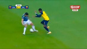 Gonzalo Plata 'humilhou' James Rodríguez e deixou equatorianos deliciados