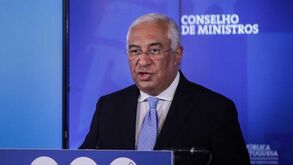 Aulas suspensas e tolerância de ponto a 30 de novembro e 7 de dezembro