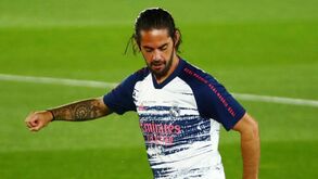 Responsáveis do Real Madrid perplexos com atitude de Isco