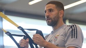 Taarabt recorda adolescência: «Os meus pais diziam 'o que queremos é que nunca tragam a polícia a casa'»