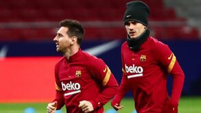 Van Basten: «Messi e Griezmann jogam como dois pasteleiros»