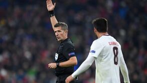 Árbitro da final da Champions dirige Sp. Braga-Leicester e romeno apita Benfica na Escócia