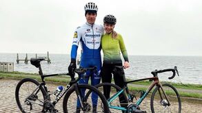 A primeira imagem de Fabio Jakobsen depois da reconstrução facial: «Tem sido uma tremenda caminhada»