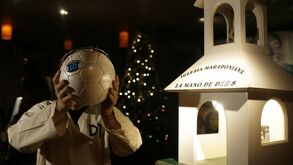 Igreja lembra vida de Diego Maradona