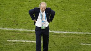  Alejandro Sabella internado após saber da morte de Maradona