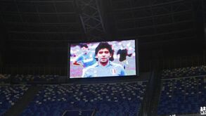 Liga italiana vai homenagear Maradona nos jogos do fim-de-semana 